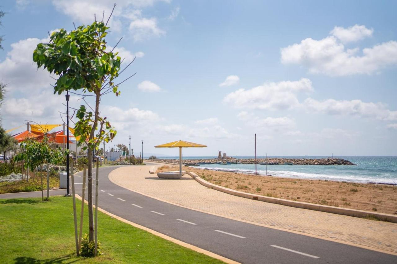 Tranquil Stay Near The Beach By Sea N' Rent Naharija Exterior foto