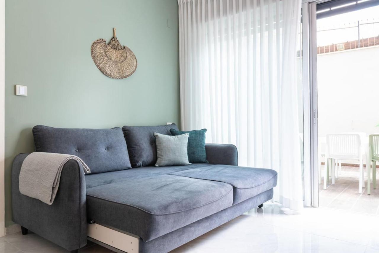 Tranquil Stay Near The Beach By Sea N' Rent Naharija Exterior foto