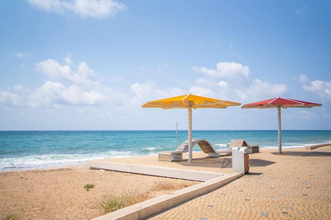 Tranquil Stay Near The Beach By Sea N' Rent Naharija Exterior foto